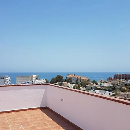 Penthouse With Terrace And Solarium In Benalmádena