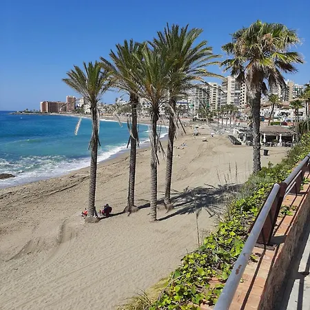 Penthouse With Terrace And Solarium In Lägenhet Benalmádena